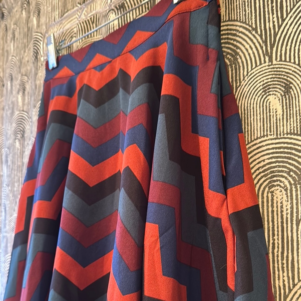 ModCloth Chevron Patterned Skirt - Picture 2 of 4